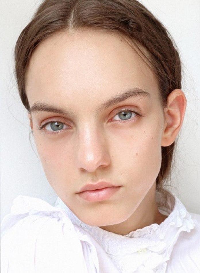 Nora Rose, Model Superbe Connecting fashion talents