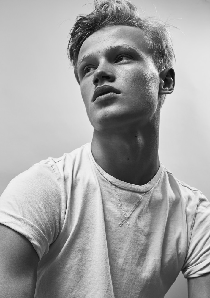 George Moody Model Superbe Connecting Fashion Talents