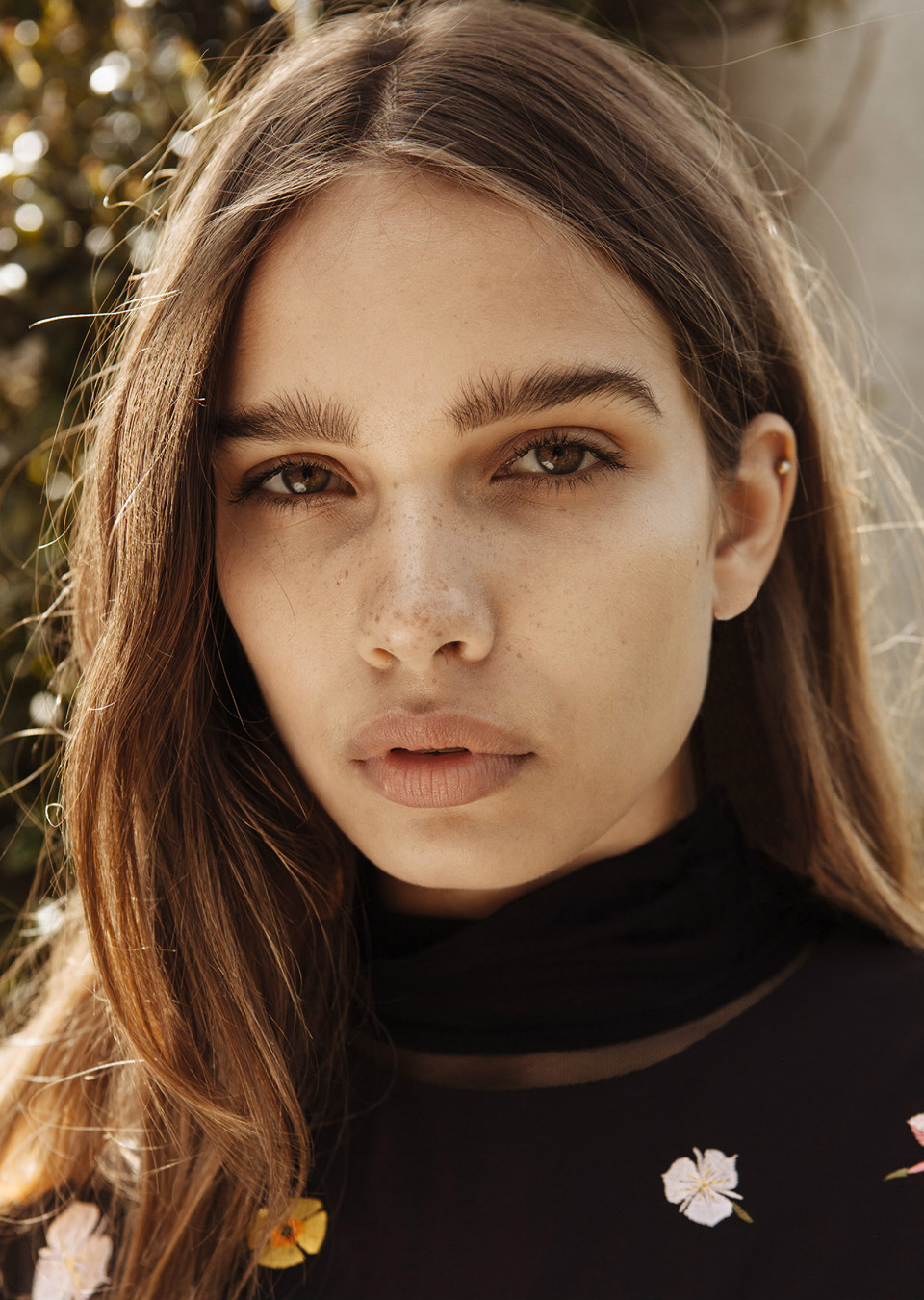 Hana Cross, Model Superbe Connecting fashion talents.